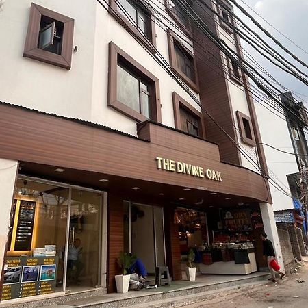 The Divine Oak Hotel Katra  Kültér fotó