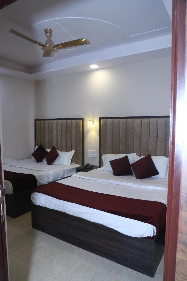 The Divine Oak Hotel Katra  Kültér fotó